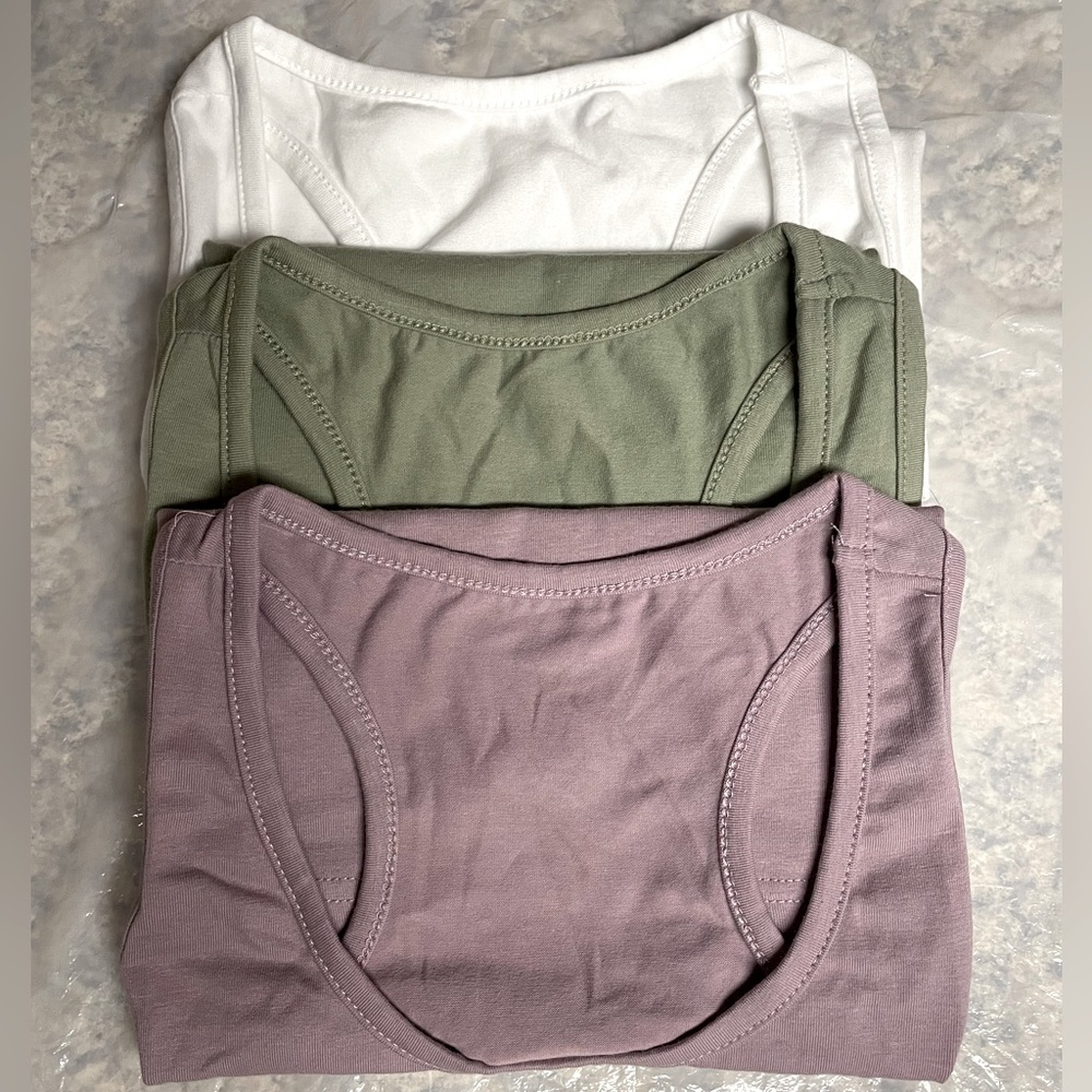 3 Piece Basic Crop Tank Tops Sleeveless Racerback Crop Top for Women